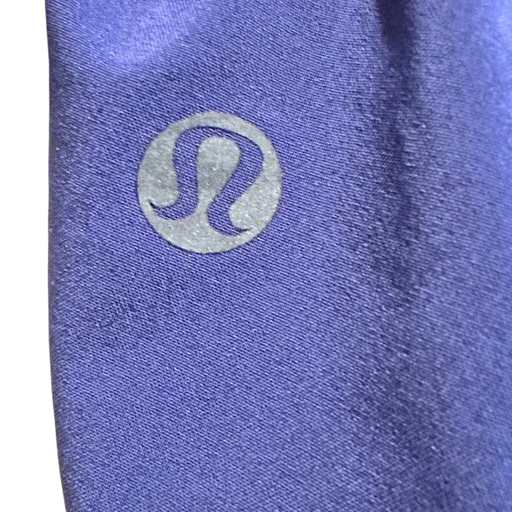(Sold) Lululemon Run Speed Shorts Royalty Purple 2.5” Inseam Size 4 - Picture 6 of 10